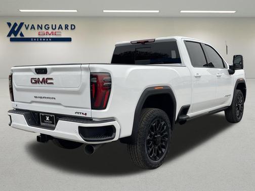 2026 GMC Sierra 2500 AT4