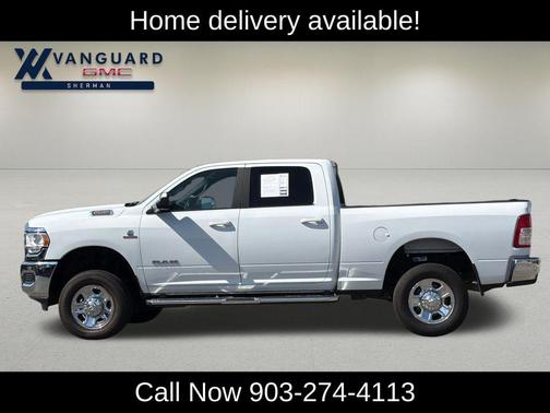 Bright White Clearcoat 2022 RAM 2500 Big Horn Crew Cab 4x4 6'4' Box