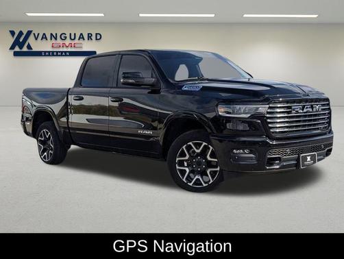 Diamond Black Crystal Pearlcoat 2025 RAM 1500 Laramie