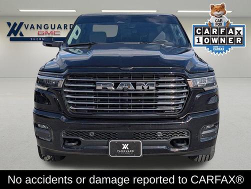 Diamond Black Crystal Pearlcoat 2025 RAM 1500 Laramie