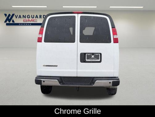 Summit White 2025 Chevrolet Express 3500 RWD 3500 Extended Wheelbase LT