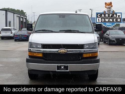Summit White 2025 Chevrolet Express 3500 RWD 3500 Extended Wheelbase LT