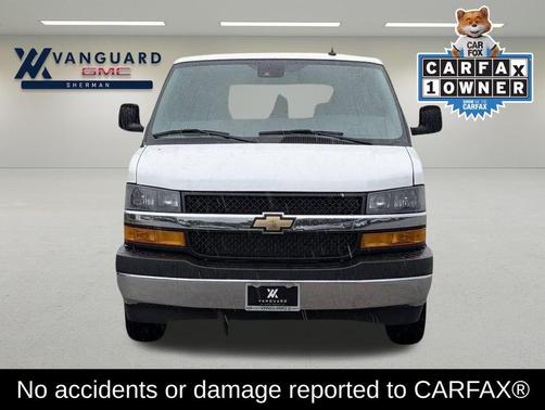 Summit White 2025 Chevrolet Express 3500 RWD 3500 Extended Wheelbase LT