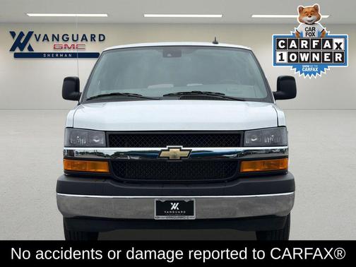 Summit White 2025 Chevrolet Express 3500 RWD 3500 Extended Wheelbase LT