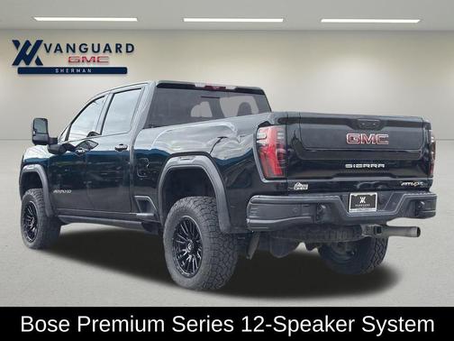 Onyx Black 2024 GMC Sierra 2500 AT4X