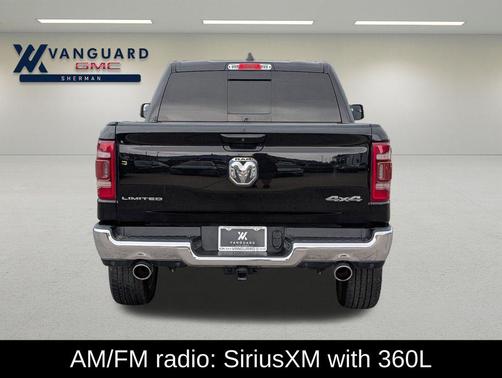 Diamond Black Crystal Pearlcoat 2023 RAM 1500 Limited