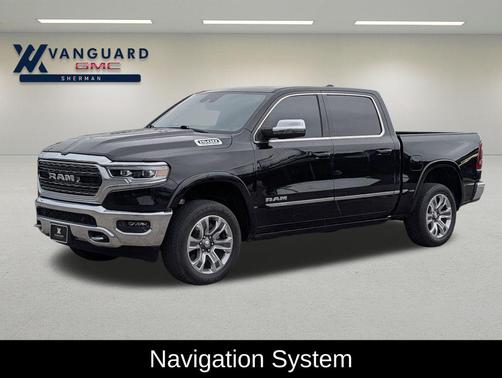 Diamond Black Crystal Pearlcoat 2023 RAM 1500 Limited