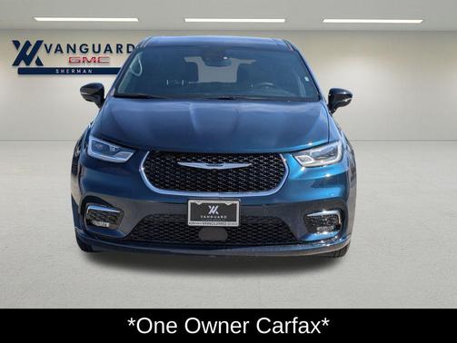 2025 Chrysler Pacifica L