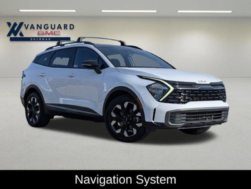 Glacial White Pearl 2023 Kia Sportage X-Line
