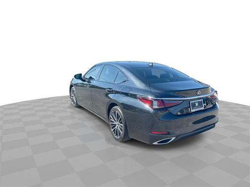 2022 Lexus ES 350 Base