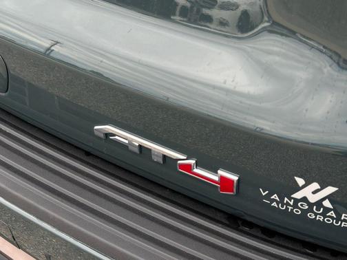 Midnight Pine 2026 GMC Yukon 4WD AT4 Ultimate