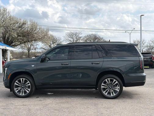 2025 Cadillac Escalade Sport