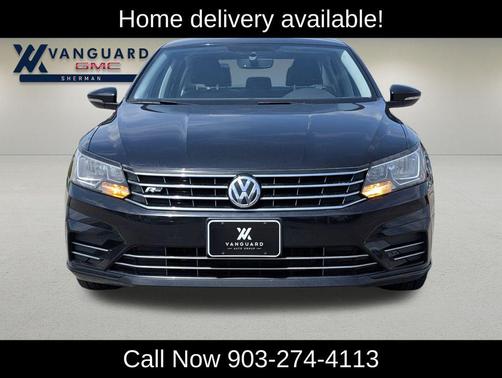 Deep Black Pearl Metallic 2018 Volkswagen Passat 2.0T R-Line