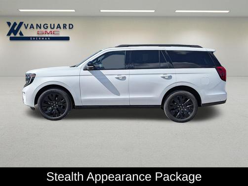 Star White Metallic Tri-Coat 2025 Ford Expedition Platinum