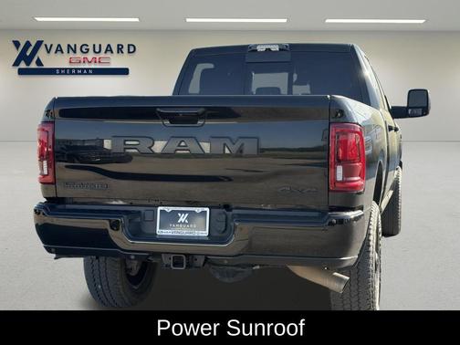 Diamond Black Crystal Pearlcoat 2025 RAM 2500 Laramie Crew Cab 4x4 6'4' Box