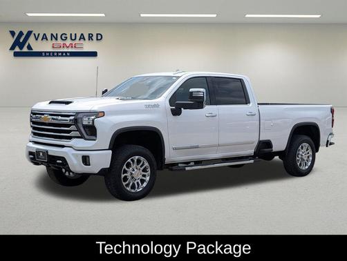 Iridescent Pearl Tricoat 2024 Chevrolet Silverado 3500 High Country
