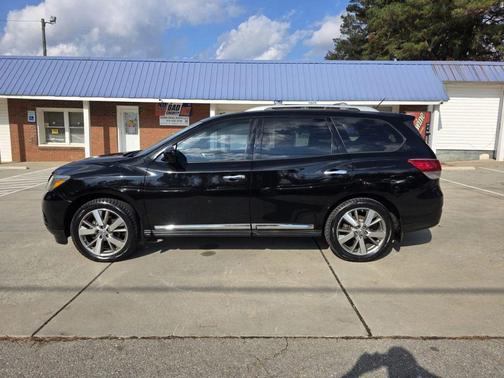 2014 Nissan Pathfinder Platinum