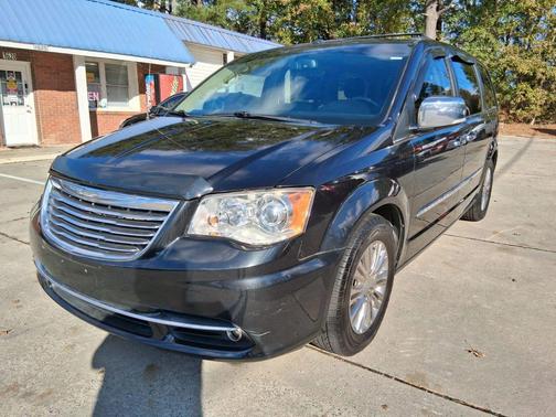 2011 Chrysler Town & Country Limited