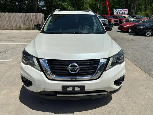 Pearl White 2017 Nissan Pathfinder Platinum