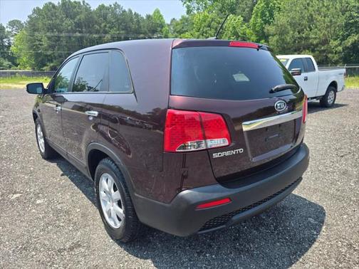 2011 Kia Sorento LX