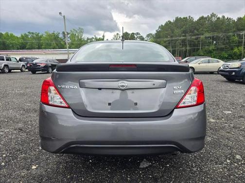 2018 Nissan Versa 1.6 SV
