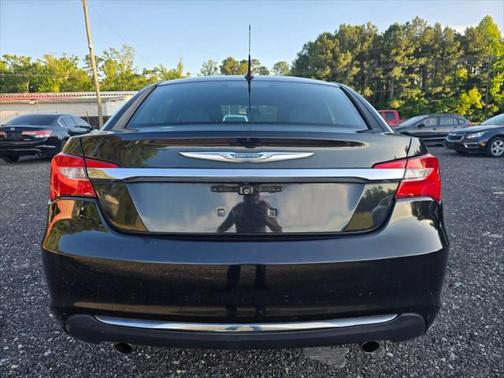 2011 Chrysler 200 Limited