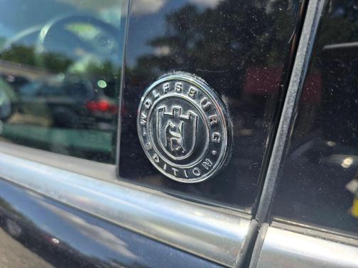 2017 Volkswagen Tiguan 2.0T Wolfsburg Edition