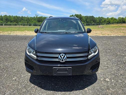 2017 Volkswagen Tiguan 2.0T Wolfsburg Edition