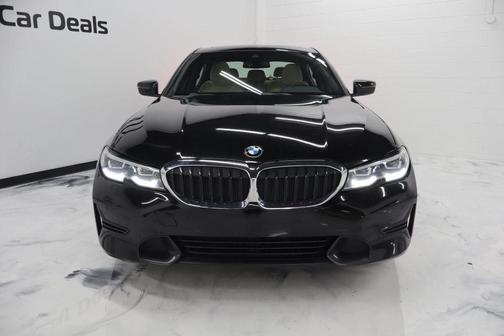 2020 BMW 330 i xDrive