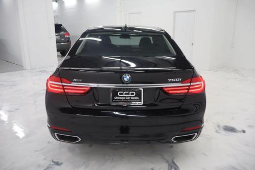 2016 BMW 750 i xDrive