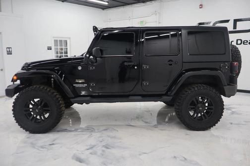 2013 Jeep Wrangler Unlimited Sahara