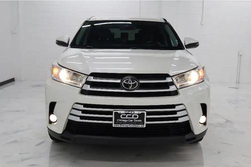 Blizzard Pearl 2017 Toyota Highlander XLE