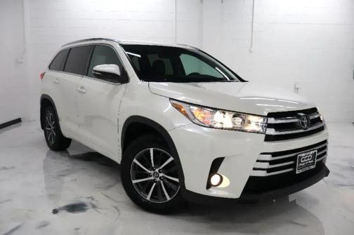 Blizzard Pearl 2017 Toyota Highlander XLE