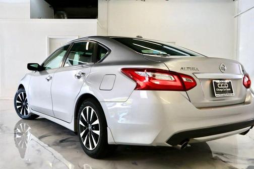 2017 Nissan Altima 2.5 SV