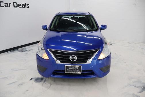 Blue 2015 Nissan Versa 1.6 SV