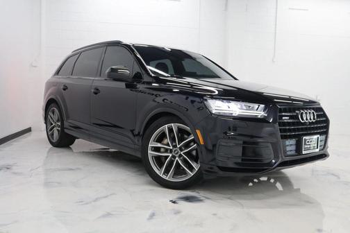 Black 2018 Audi Q7 3.0T Prestige