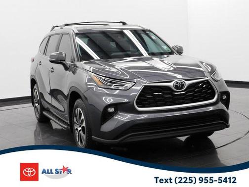 2025 Toyota Highlander Hybrid XLE