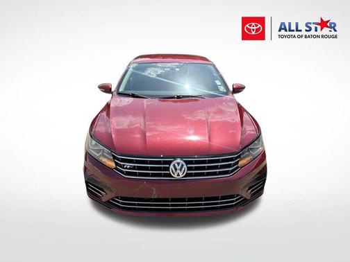 Fortana Red 2017 Volkswagen Passat 1.8T R-Line w/Comfort