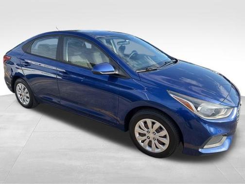 2020 Hyundai Accent SE