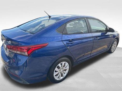 2020 Hyundai Accent SE