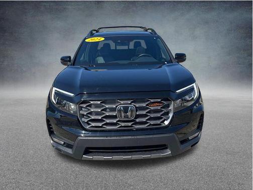 Crystal Black Pearl 2024 Honda Ridgeline TrailSport