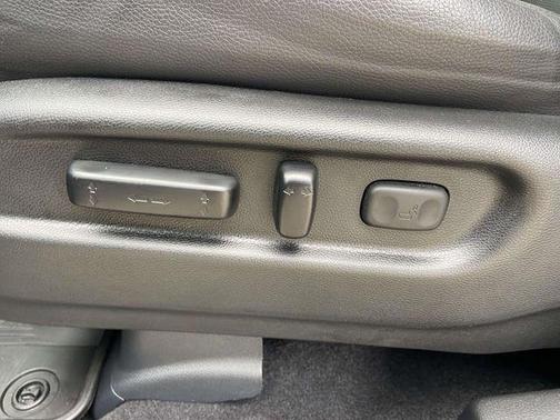Crystal Black Pearl 2024 Honda Ridgeline TrailSport