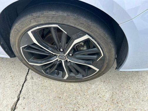 Gray Sky Pearl 2024 Nissan Altima SR FWD