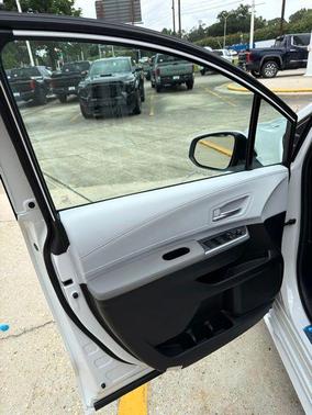 Wind Chill Pearl 2026 Toyota Sienna XLE
