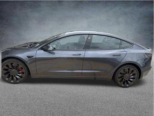Midnight Silver Metallic 2023 Tesla Model 3 Performance