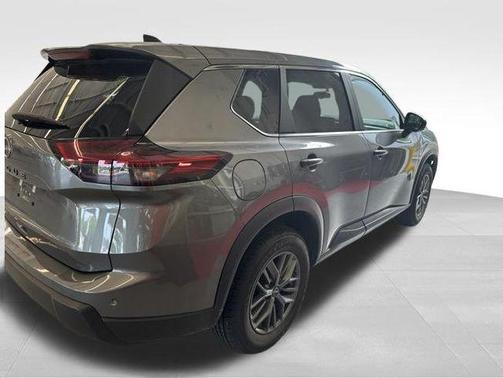 Gun Metallic 2024 Nissan Rogue S