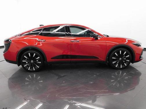 2025 Toyota Crown Platinum