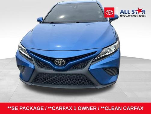 Blue Streak Metallic 2018 Toyota Camry SE