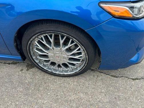Blue Streak Metallic 2018 Toyota Camry SE
