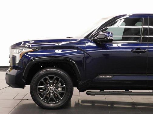 2022 Toyota Tundra Platinum